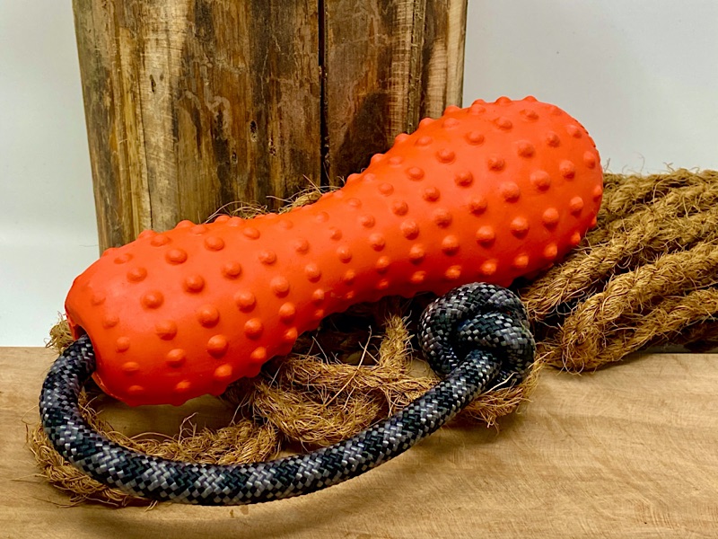 Spielzeug_Hovawart_rot1 Fling Tug Fetch