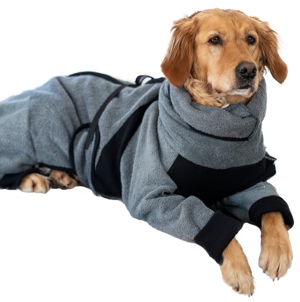 Bademantel Hovawart1 Bademantel für den Hovawart mit Beinen