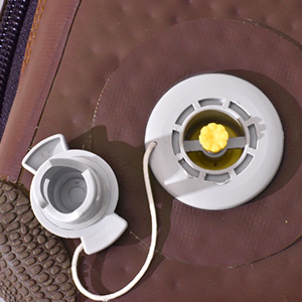 Hundebox_Hovawart5 Hundebox mit Airbagfunktion für grosse Hunde