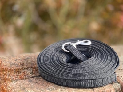 Gummierte 10 Meter lange Schleppleine schwarz