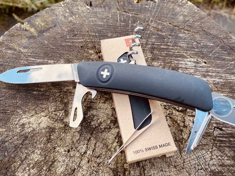 Taschenmesser mit Zeckenhaken3