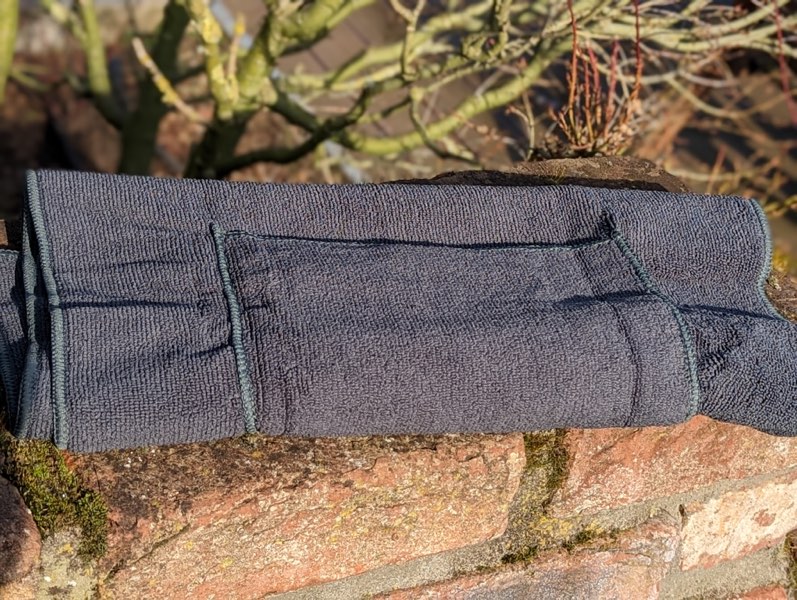 Hundehandtuch mit Taschen Hundehandtuch mit Taschen